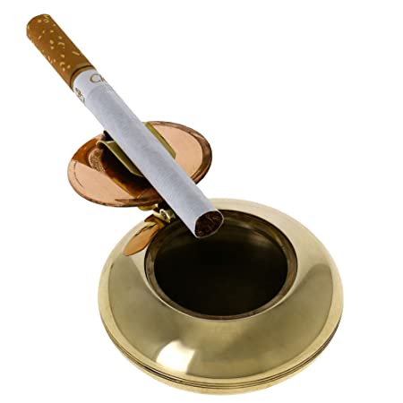 ONLINE GLOBAL STORES Brass Small Cigarette Accessories Brass Metal Pocket Ashtray with Lid Best Gifts Ideas for Adult1
